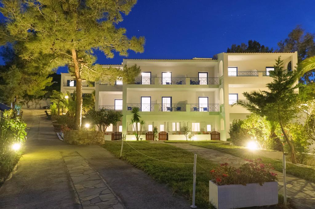 Karras Star Hotel Евдилос Екстериор снимка