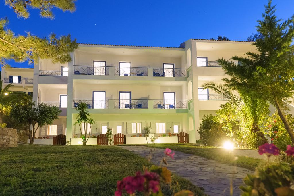 Karras Star Hotel Евдилос Екстериор снимка