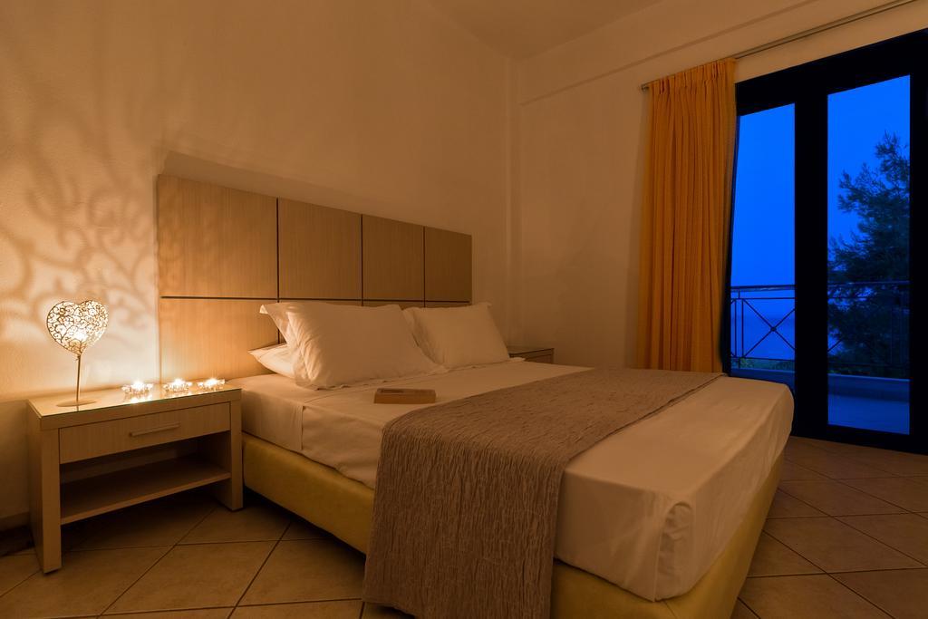 Karras Star Hotel Евдилос Екстериор снимка